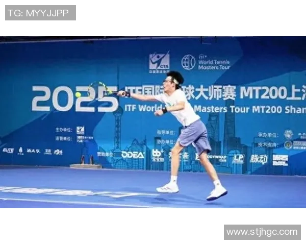 网球盛宴：深入南京网球队的默契合作与竞技精神探讨